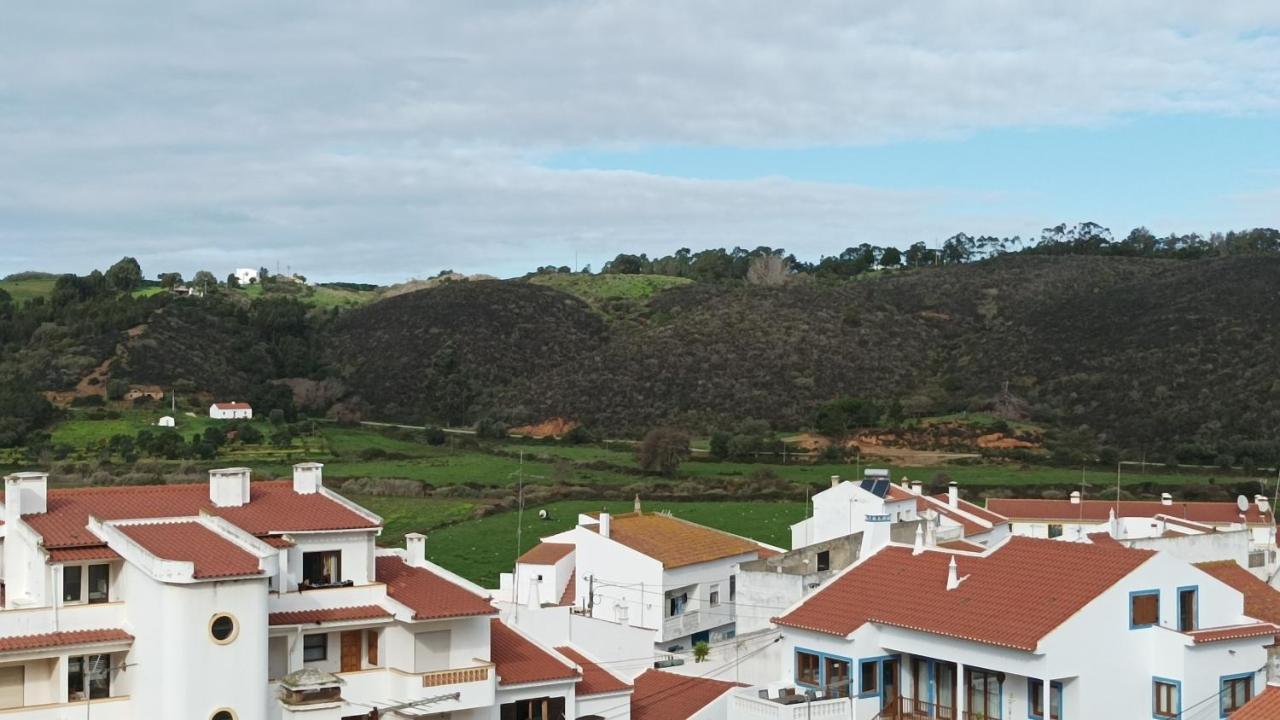 Sulseixe Guesthouse Odeceixe Exterior foto